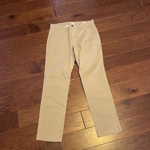 men’s GAP size 30 Khaki pants